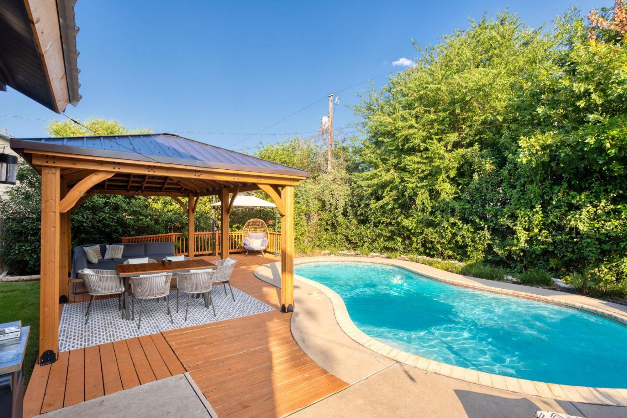 Timeless-Texas-Inn - Heated Pool Oasis & Lux Vibe Round Rock Exterior photo