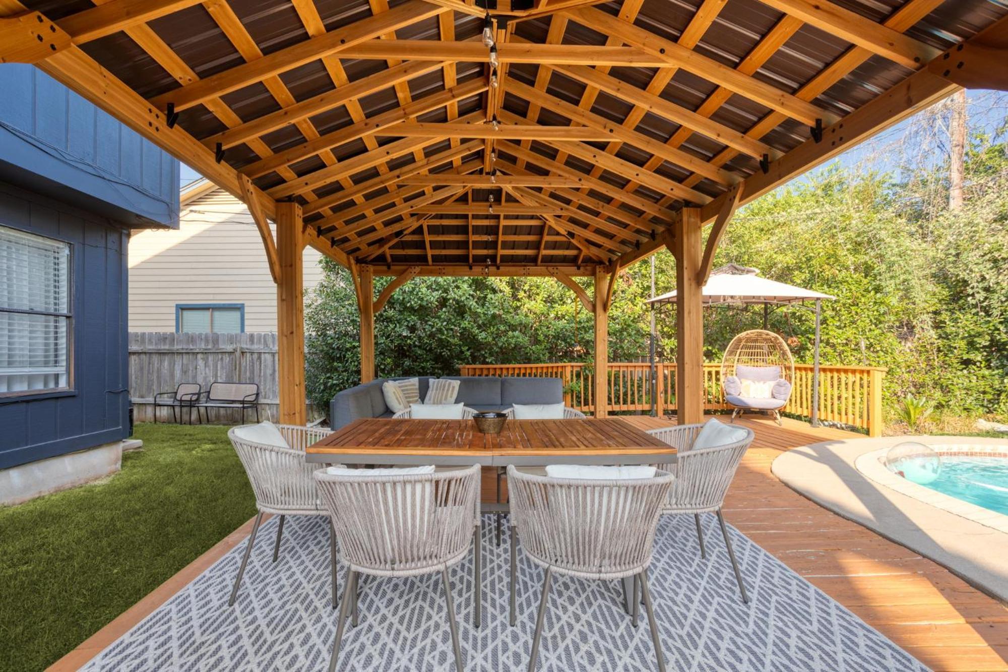 Timeless-Texas-Inn - Heated Pool Oasis & Lux Vibe Round Rock Exterior photo